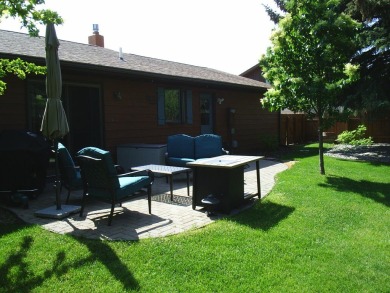 Pride of ownership throughout entire property for this single on Bill Roberts Municipal Golf Course in Montana - for sale on GolfHomes.com, golf home, golf lot