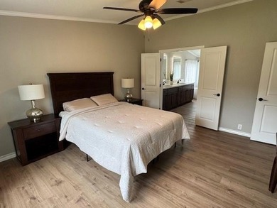 This is a newly remodeled mobile home in Horseshoe Bend Air Park on Horseshoe Bend Country Club in Texas - for sale on GolfHomes.com, golf home, golf lot