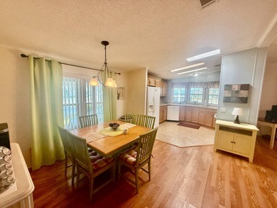 Home is located in Water Oak Country Club Estates in Lady Lake on Water Oak Country Club Estates in Florida - for sale on GolfHomes.com, golf home, golf lot