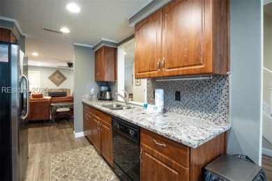 True townhouse with no one above or below you. Nicely remodeled on Shipyard Golf Club in South Carolina - for sale on GolfHomes.com, golf home, golf lot
