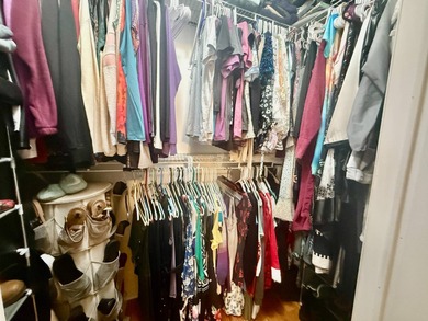 Home is located in Water Oak Country Club Estates in Lady Lake on Water Oak Country Club Estates in Florida - for sale on GolfHomes.com, golf home, golf lot