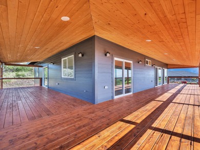 Enjoy expansive coastline and ocean views the moment you enter on Discovery Harbour Golf Course in Hawaii - for sale on GolfHomes.com, golf home, golf lot