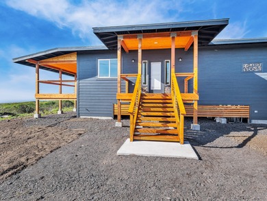 Enjoy expansive coastline and ocean views the moment you enter on Discovery Harbour Golf Course in Hawaii - for sale on GolfHomes.com, golf home, golf lot