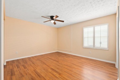 Charming 2-Bed, 2-Bath CBS Home in Spanish Lakes Fairways - Pet on Spanish Lakes Fairways in Florida - for sale on GolfHomes.com, golf home, golf lot