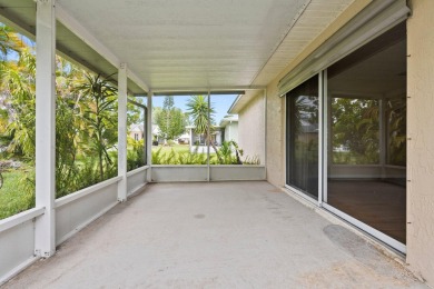 Charming 2-Bed, 2-Bath CBS Home in Spanish Lakes Fairways - Pet on Spanish Lakes Fairways in Florida - for sale on GolfHomes.com, golf home, golf lot