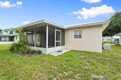 Charming 2-Bed, 2-Bath CBS Home in Spanish Lakes Fairways - Pet on Spanish Lakes Fairways in Florida - for sale on GolfHomes.com, golf home, golf lot