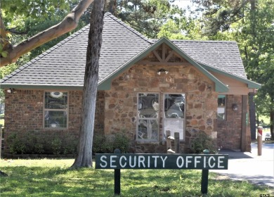 Great investment at a GREAT price, $42,000 below 2025 appraisal on Holly Lake Ranch Golf Club in Texas - for sale on GolfHomes.com, golf home, golf lot