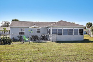Under contract-accepting backup offers. AFFORDABLE & ADORABLE! on Duffys Golf Center in Florida - for sale on GolfHomes.com, golf home, golf lot