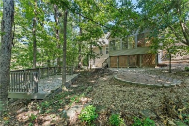 Looking for a home right by the nationally recognized bike on Bella Vista - Metfield Golf Complex and Country Club in Arkansas - for sale on GolfHomes.com, golf home, golf lot