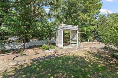 Looking for a home right by the nationally recognized bike on Bella Vista - Metfield Golf Complex and Country Club in Arkansas - for sale on GolfHomes.com, golf home, golf lot