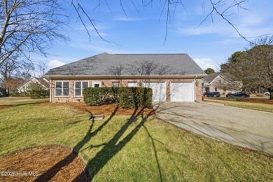 Welcome to 105 Yeopim Circle, located in the beautiful Golf & on Sound Golf Links at Albemarle Plantation in North Carolina - for sale on GolfHomes.com, golf home, golf lot