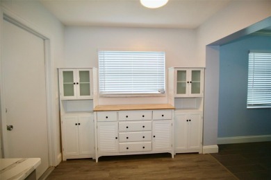 **MAINLANDS OF TAMARAC BY THE GULF SHOWPLACE** Beautifully on Mainlands Golf Club in Florida - for sale on GolfHomes.com, golf home, golf lot
