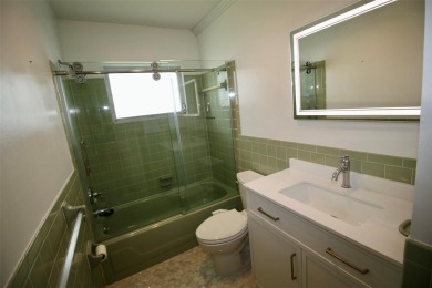 **MAINLANDS OF TAMARAC BY THE GULF SHOWPLACE** Beautifully on Mainlands Golf Club in Florida - for sale on GolfHomes.com, golf home, golf lot