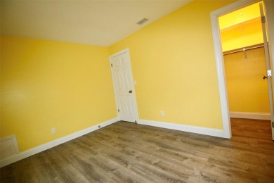 **MAINLANDS OF TAMARAC BY THE GULF SHOWPLACE** Beautifully on Mainlands Golf Club in Florida - for sale on GolfHomes.com, golf home, golf lot