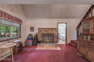 This charming three bedroom, two bathroom home is perfectly on The Hideout Golf in Pennsylvania - for sale on GolfHomes.com, golf home, golf lot