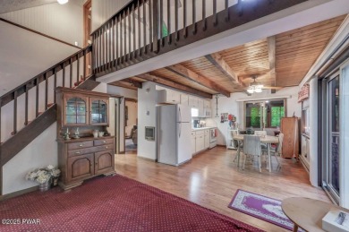 This charming three bedroom, two bathroom home is perfectly on The Hideout Golf in Pennsylvania - for sale on GolfHomes.com, golf home, golf lot