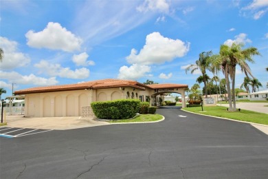 **MAINLANDS OF TAMARAC BY THE GULF SHOWPLACE** Beautifully on Mainlands Golf Club in Florida - for sale on GolfHomes.com, golf home, golf lot