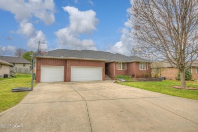 Beautiful 4 bedroom, 3 bath brick home in the heart of Monett on Windmill Ridge Golf Course in Missouri - for sale on GolfHomes.com, golf home, golf lot