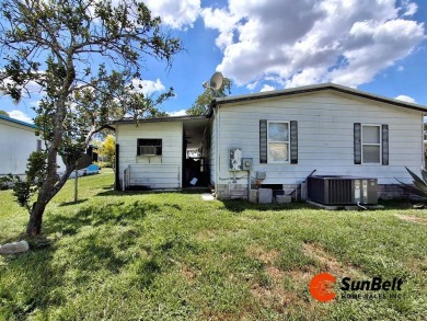 Handyman Special! 2BR/2BA | Spacious Fixer-Upper in Rolling on Rolling Greens Executive Golf Community in Florida - for sale on GolfHomes.com, golf home, golf lot