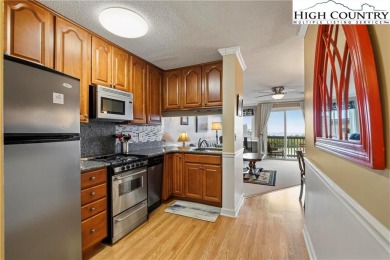 Enjoy long range views from this very affordable turnkey unit on Beech Mountain Club in North Carolina - for sale on GolfHomes.com, golf home, golf lot