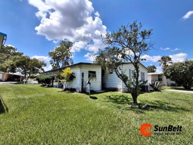 Handyman Special! 2BR/2BA | Spacious Fixer-Upper in Rolling on Rolling Greens Executive Golf Community in Florida - for sale on GolfHomes.com, golf home, golf lot