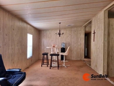 Handyman Special! 2BR/2BA | Spacious Fixer-Upper in Rolling on Rolling Greens Executive Golf Community in Florida - for sale on GolfHomes.com, golf home, golf lot