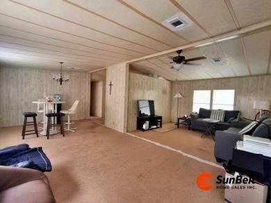 Handyman Special! 2BR/2BA | Spacious Fixer-Upper in Rolling on Rolling Greens Executive Golf Community in Florida - for sale on GolfHomes.com, golf home, golf lot