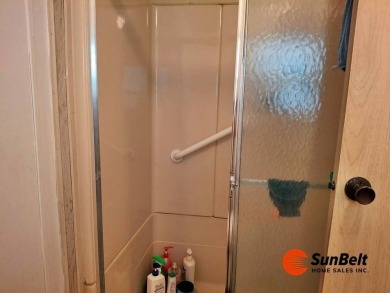 Handyman Special! 2BR/2BA | Spacious Fixer-Upper in Rolling on Rolling Greens Executive Golf Community in Florida - for sale on GolfHomes.com, golf home, golf lot