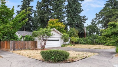 Located on a corner lot next to Royal Oaks Golf Course, this on Royal Oaks Country Club in Washington - for sale on GolfHomes.com, golf home, golf lot