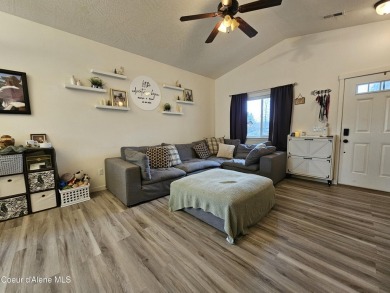 Back on the market at no-fault to seller. Welcome to Grayling on Prairie Falls Golf Club in Idaho - for sale on GolfHomes.com, golf home, golf lot