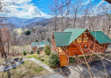 Charming Log Cabin Retreat in Bryson City -Nestled in the heart on Smoky Mountain Country Club in North Carolina - for sale on GolfHomes.com, golf home, golf lot