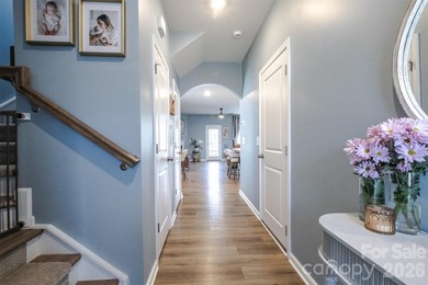 Immaculate End-Unit townhome in the sought-after Windhaven on Tega Cay Golf Club in South Carolina - for sale on GolfHomes.com, golf home, golf lot