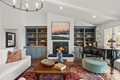 Exquisite Renovated Home on 1.3 Professionally Landscaped Acres on Kenmure Country Club in North Carolina - for sale on GolfHomes.com, golf home, golf lot