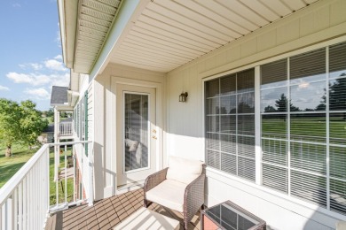 Enjoy low-maintenance living in a fantastic location.   This on Meadowood Golf Club in Kentucky - for sale on GolfHomes.com, golf home, golf lot