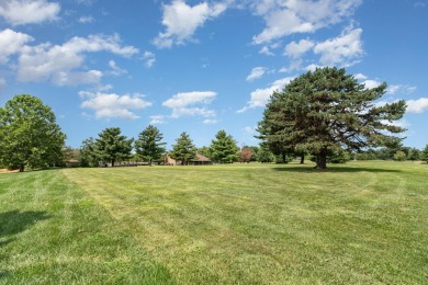 Enjoy low-maintenance living in a fantastic location.   This on Meadowood Golf Club in Kentucky - for sale on GolfHomes.com, golf home, golf lot