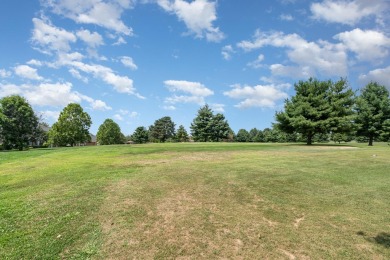 Enjoy low-maintenance living in a fantastic location.   This on Meadowood Golf Club in Kentucky - for sale on GolfHomes.com, golf home, golf lot
