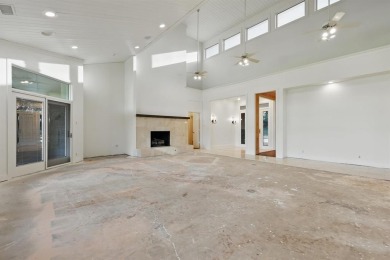 Tucked away in a quiet, upscale neighborhood, this beautifully on Oakmont Country Club in Texas - for sale on GolfHomes.com, golf home, golf lot
