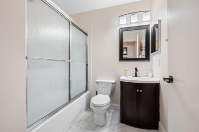 Welcome to resort living without mandatory membership. Lakeview on Aberdeen Golf and Country Club in Florida - for sale on GolfHomes.com, golf home, golf lot