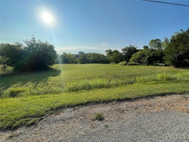 Love playing golf? Love the lake? Or both? Then this lot is for on The Club At Runaway Bay in Texas - for sale on GolfHomes.com, golf home, golf lot