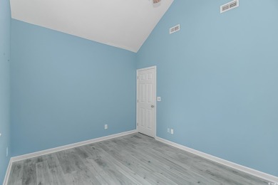 If you've been looking for a nice home in a cul de sac, located on Brunswick Plantation and Golf Resorts in North Carolina - for sale on GolfHomes.com, golf home, golf lot