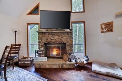 Welcome to your year-round retreat in The Hideout! This spacious on The Hideout Golf in Pennsylvania - for sale on GolfHomes.com, golf home, golf lot