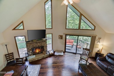 Welcome to your year-round retreat in The Hideout! This spacious on The Hideout Golf in Pennsylvania - for sale on GolfHomes.com, golf home, golf lot