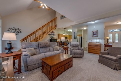 Cool vibe in this bright, open, tastefully appointed 3 BR/3 Bath on Eagle Rock Golf and Ski Resort in Pennsylvania - for sale on GolfHomes.com, golf home, golf lot