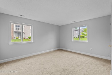 Move in ready 1 bedroom 1 bathroom Plainsboro Condominium with on Meadows At Middlesex in New Jersey - for sale on GolfHomes.com, golf home, golf lot