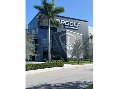 Welcome to this spacious 2 bed, 2 bath condo at 3250 N Palm Aire on Palm-Aire Country Club and Resort - The Oaks in Florida - for sale on GolfHomes.com, golf home, golf lot