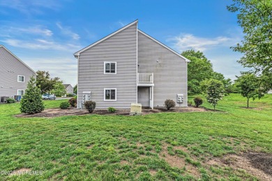 Move in ready 1 bedroom 1 bathroom Plainsboro Condominium with on Meadows At Middlesex in New Jersey - for sale on GolfHomes.com, golf home, golf lot