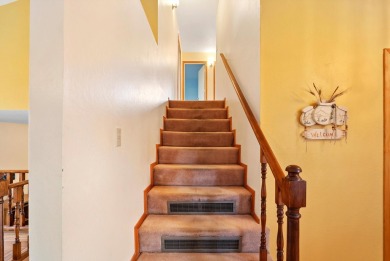 Exceptional Academy Acres home with all the right upgrades! on Arroyo Del Oso Golf Course in New Mexico - for sale on GolfHomes.com, golf home, golf lot