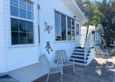 Open floor plan, high ceilings, a true 2Br/2Ba, and new roof in on The Rookery At Marco in Florida - for sale on GolfHomes.com, golf home, golf lot