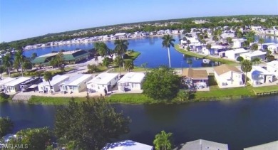 Open floor plan, high ceilings, a true 2Br/2Ba, and new roof in on The Rookery At Marco in Florida - for sale on GolfHomes.com, golf home, golf lot