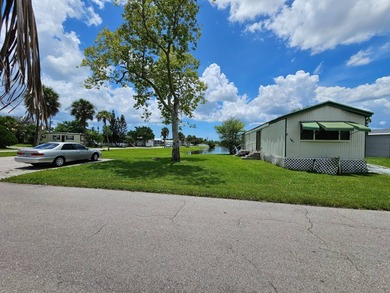 "Cash Sale preferred" Seller is motivated and open to on Sabal Springs Golf and Racquet Club in Florida - for sale on GolfHomes.com, golf home, golf lot